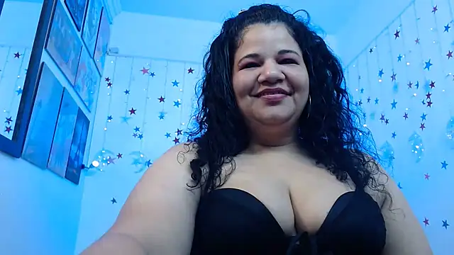 Snapshot of may_prg chatting on January 18, 6:45 am may prg online show from January 18, 6:45 am