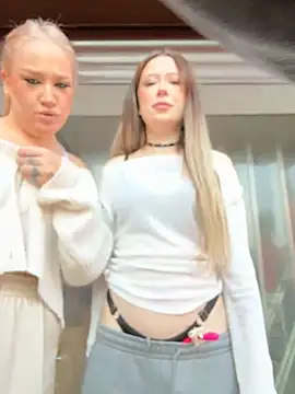 Snapshot of Eva_Millss chatting on November 9, 7:06 am Eva Millss online show from November 9, 7:06 am