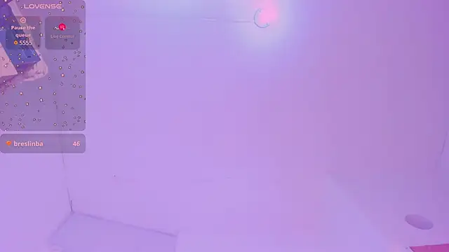 zulyjones online show from March 15, 10:00 pm