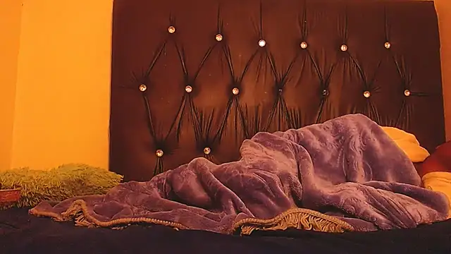 Snapshot of SexinessBae chatting on February 20, 5:12 am SexinessBae online show from February 20, 5:12 am