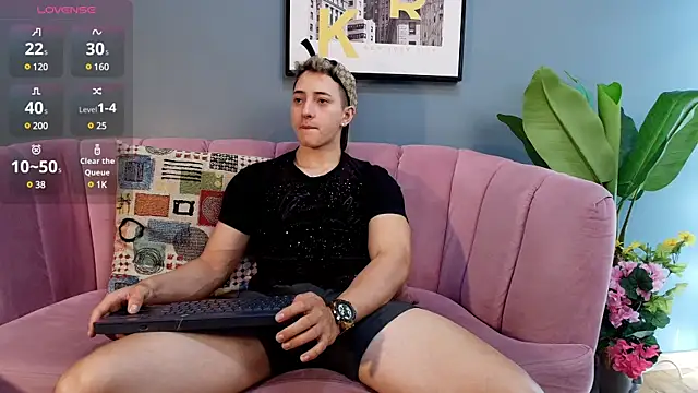 Snapshot of Zack_Miller24 chatting on January 11, 2:15 pm Zack Miller24 online show from January 11, 2:15 pm