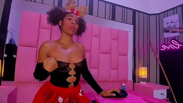 Brithanyslim online show from December 19, 7:51 pm