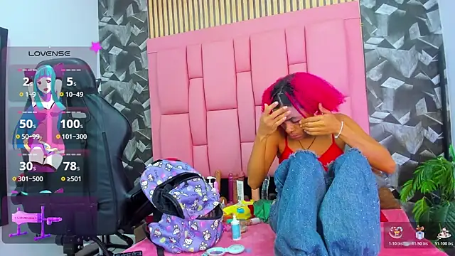 Brithanyslim online show from March 28, 6:51 pm