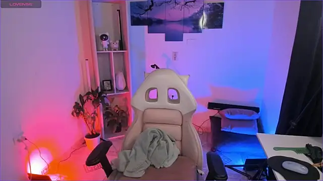 Snapshot of odelei chatting on November 5, 8:58 am odelei online show from November 5, 8:58 am