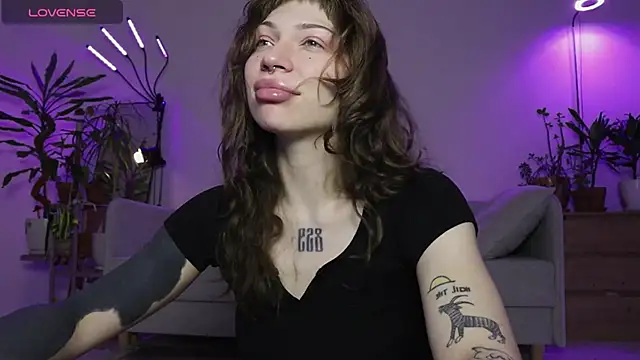 PaulaPratt online show from January 18, 5:33 am