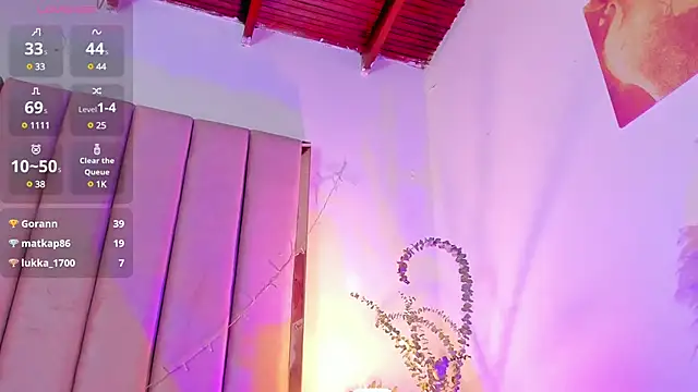 VICTORIA RASH online show from January 5, 5:30 am