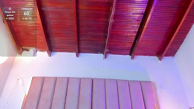 VICTORIA RASH online show from January 9, 7:29 pm