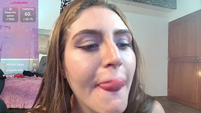 dakota Robbins  online show from February 14, 3:22 am