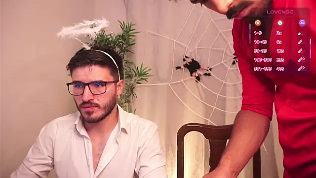 Tony Wylie online show from October 29, 10:22 pm