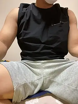 Snapshot of sakuto07 chatting on November 13, 8:13 am sakuto07 online show from November 13, 8:13 am