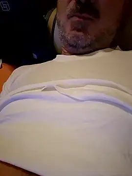 Snapshot of 1talianBeutifulCock chatting on January 16, 8:13 pm 1talianBeutifulCock online show from January 16, 8:13 pm
