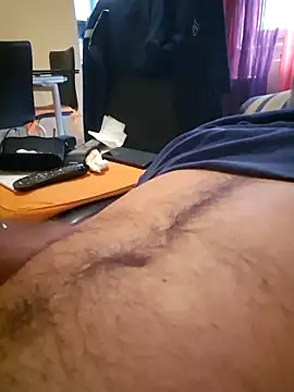 Snapshot of 1talianBeutifulCock chatting on February 9, 9:13 am 1talianBeutifulCock online show from February 9, 9:13 am