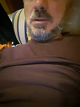 Snapshot of 1talianBeutifulCock chatting on February 19, 9:49 am 1talianBeutifulCock online show from February 19, 9:49 am