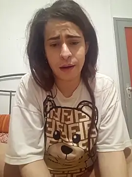 Snapshot of perla97 chatting on December 17, 7:59 pm perla97 online show from December 17, 7:59 pm