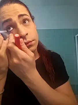 Snapshot of perla97 chatting on February 8, 1:01 pm perla97 online show from February 8, 1:01 pm