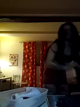 Snapshot of perla97 chatting on November 24, 5:23 pm perla97 online show from November 24, 5:23 pm