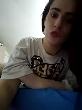 Snapshot of perla97 chatting on January 10, 2:08 pm perla97 online show from January 10, 2:08 pm