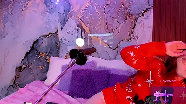 centaurigirl online show from December 2, 4:51 am