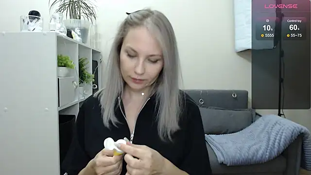 Sunny bunny6 online show from December 20, 5:08 pm