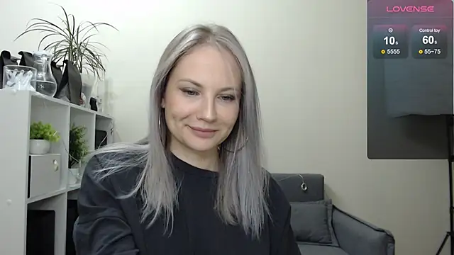 Sunny bunny6 online show from December 22, 7:10 pm