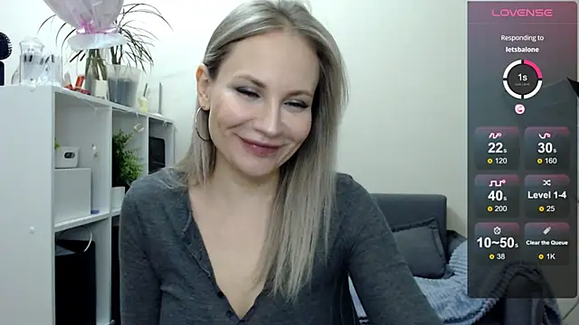 Sunny bunny6 online show from March 14, 4:32 am