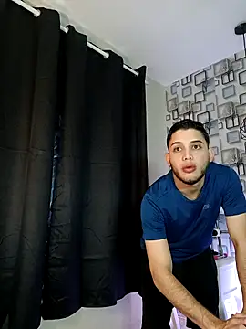 TommyandBillie online show from November 21, 6:06 pm