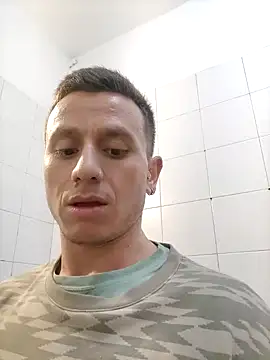 Andrewfalcon online show from January 24, 11:48 am