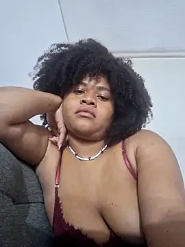 DANIELA MICHEL online show from March 22, 2:03 pm