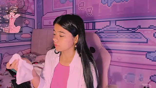 Snapshot of _18alice chatting on February 15, 11:39 am 18alice online show from February 15, 11:39 am