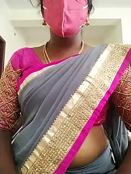 Snapshot of Preethytamilsexy chatting on October 27, 10:30 am Preethytamilsexy online show from October 27, 10:30 am