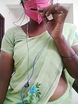 Snapshot of Preethytamilsexy chatting on November 17, 11:05 am Preethytamilsexy online show from November 17, 11:05 am