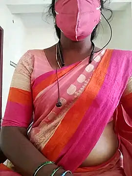 Snapshot of Preethytamilsexy chatting on February 3, 8:08 am Preethytamilsexy online show from February 3, 8:08 am