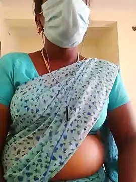 Snapshot of Preethytamilsexy chatting on May 10, 3:44 am Preethytamilsexy online show from May 10, 3:44 am