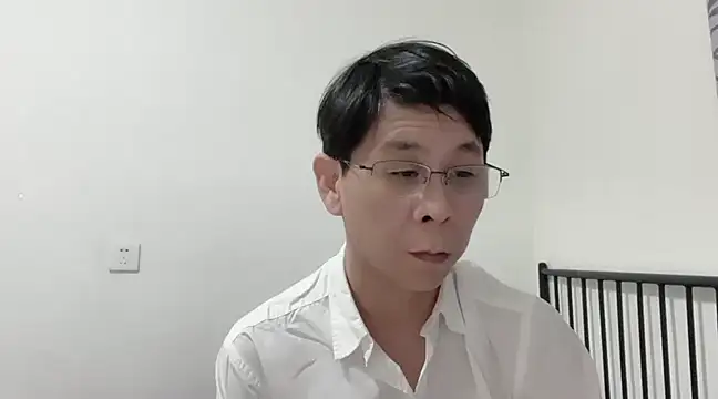 Snapshot of TGH521 chatting on March 15, 8:58 am TGH521 online show from March 15, 8:58 am