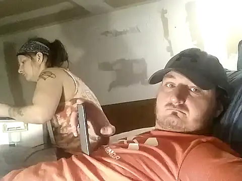 Snapshot of muledick8824 chatting on February 17, 1:47 am muledick8824 online show from February 17, 1:47 am