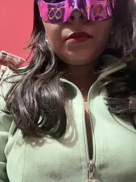 Snapshot of Anjalihotwife chatting on December 6, 5:33 pm Anjalihotwife online show from December 6, 5:33 pm