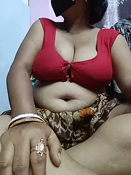 BERRY 00 online show from July 9, 5:06 pm