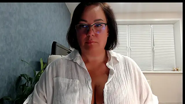 Nora Star online show from February 19, 7:21 pm