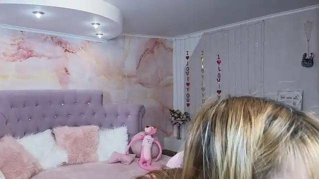 Nika Kitten online show from March 7, 2:45 pm