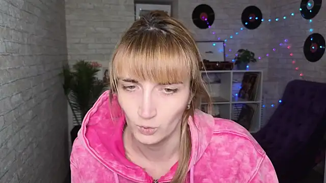 Nika Kitten online show from March 17, 5:05 pm