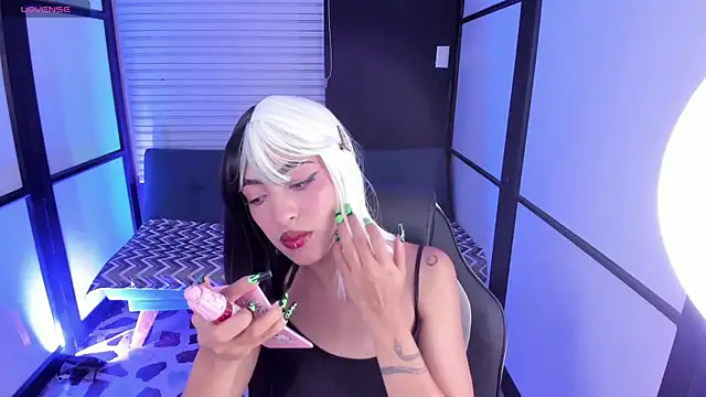 AlliceRosero online show from November 4, 9:03 pm