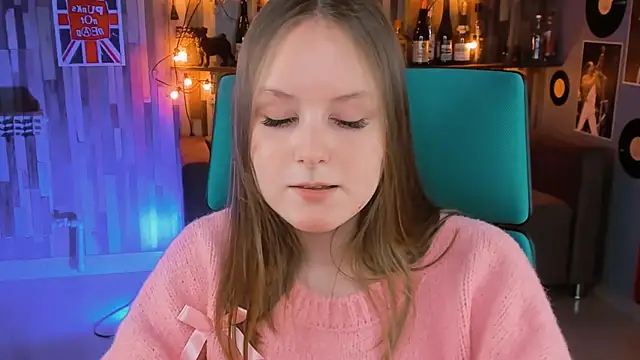 VivienLeeigh online show from January 22, 4:55 pm