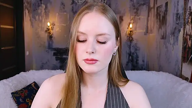 VivienLeeigh online show from November 25, 1:11 pm