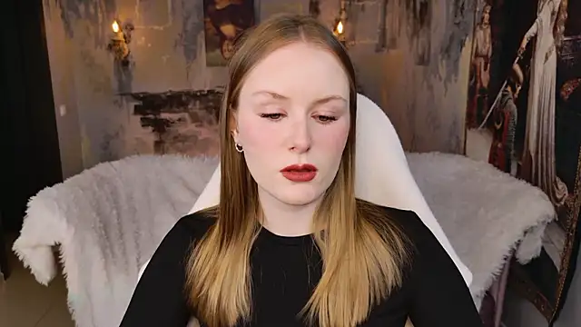 VivienLeeigh online show from March 6, 5:37 am