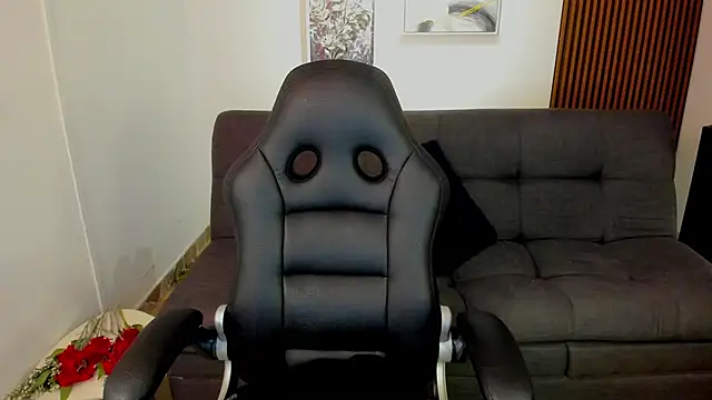 crimson tati  online show from September 10, 4:23 am