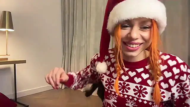 Snapshot of little_fox_alisa chatting on December 23, 1:40 am little fox alisa online show from December 23, 1:40 am