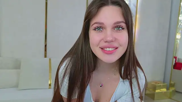 Snapshot of RihannaRose chatting on January 17, 5:16 pm RihannaRose online show from January 17, 5:16 pm