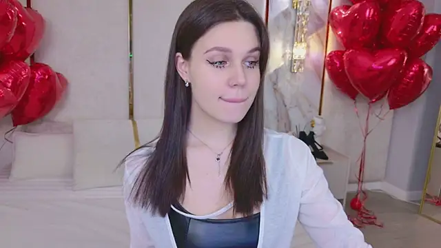 Snapshot of RihannaRose chatting on February 6, 5:16 pm RihannaRose online show from February 6, 5:16 pm