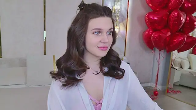 Snapshot of RihannaRose chatting on February 7, 5:05 pm RihannaRose online show from February 7, 5:05 pm