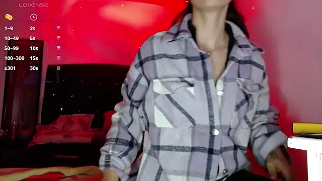 holy juli online show from February 10, 3:24 am